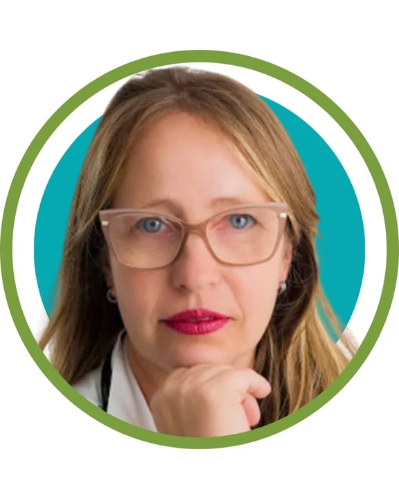 Foto de DEBORA DA SILVA LEITE CUSTODIO FUGII